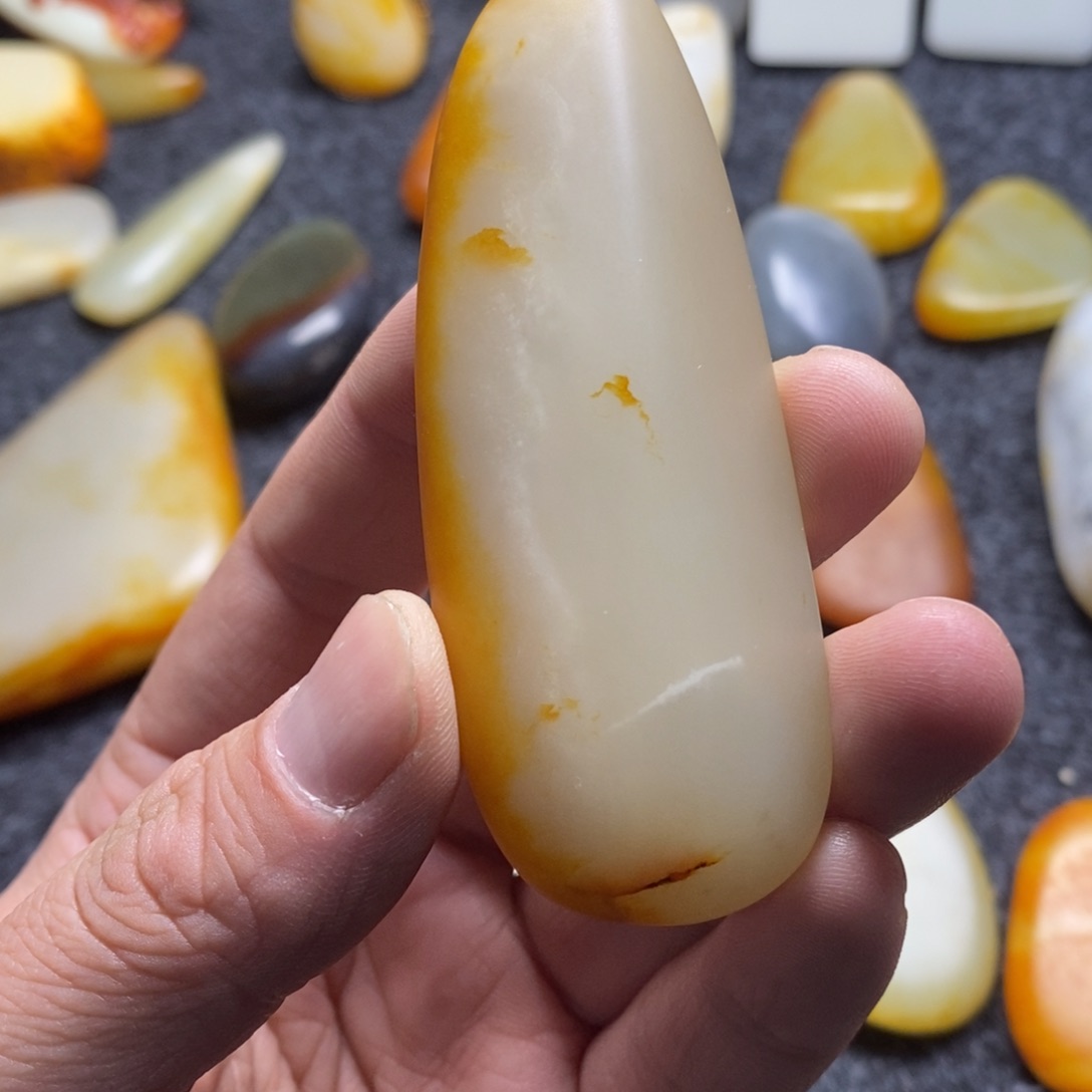 【闪购商品】和田玉颈饰未镶嵌