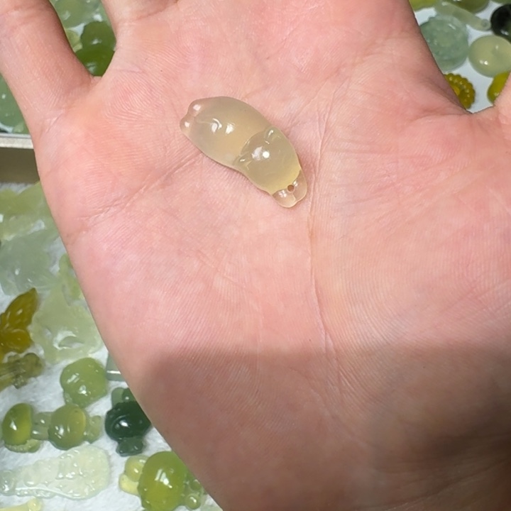 蛇纹石玉未镶嵌吊坠(不含链)
