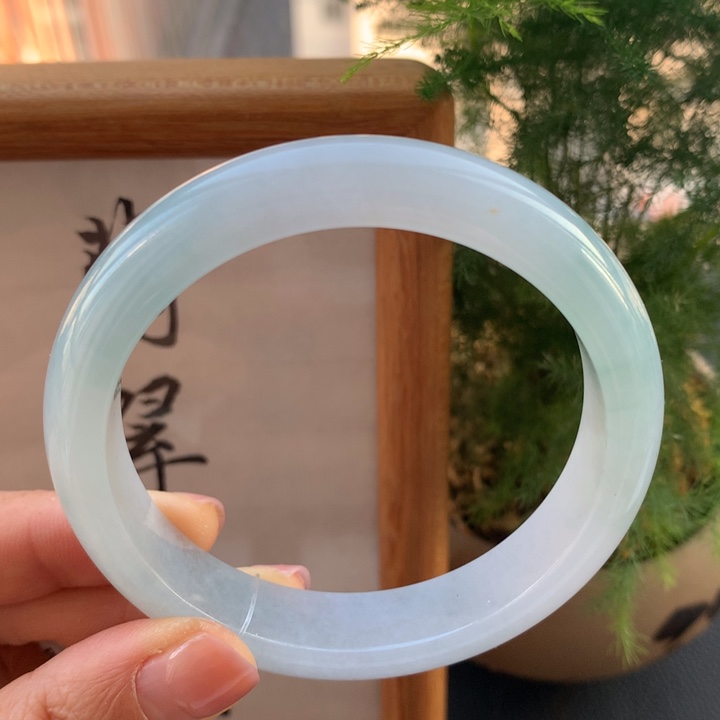 翡翠手镯未镶嵌翡翠手镯55