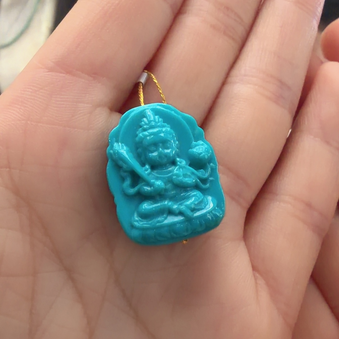 绿松石未镶嵌颈饰