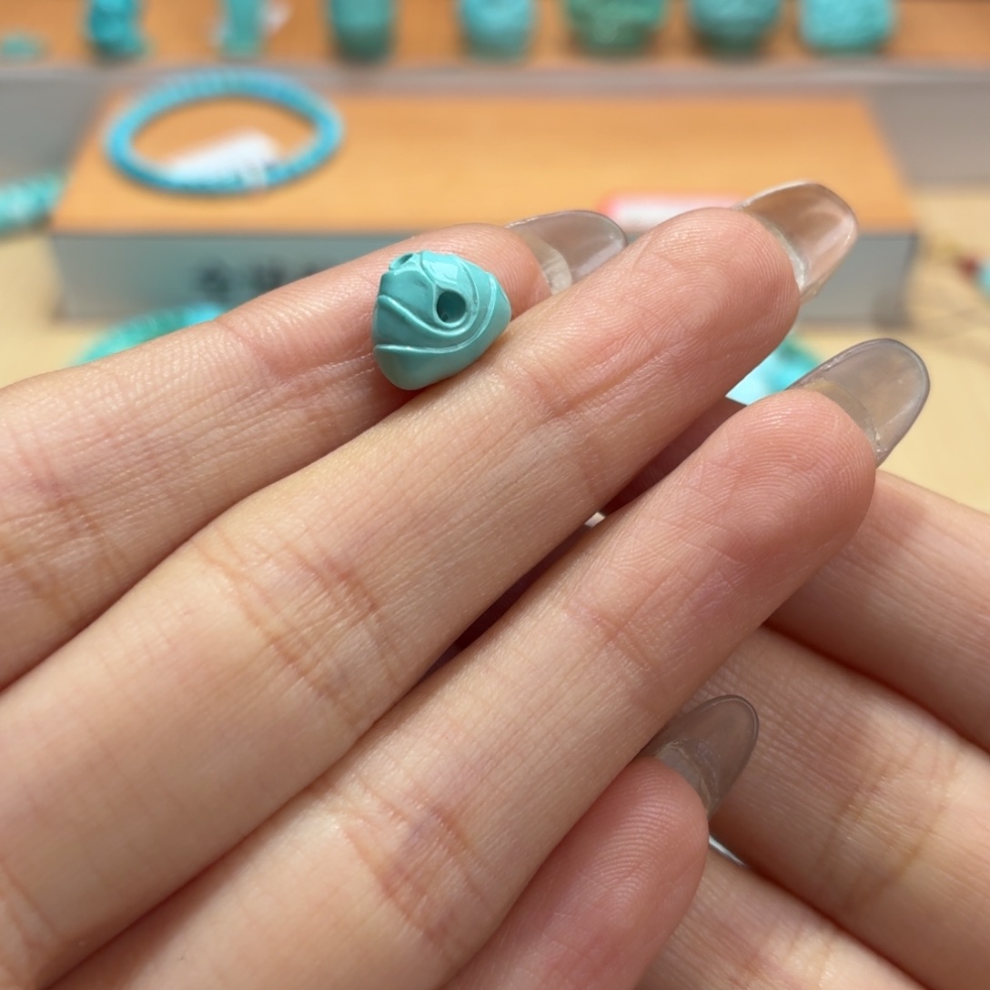 绿松石未镶嵌珠宝奇石九转莲花