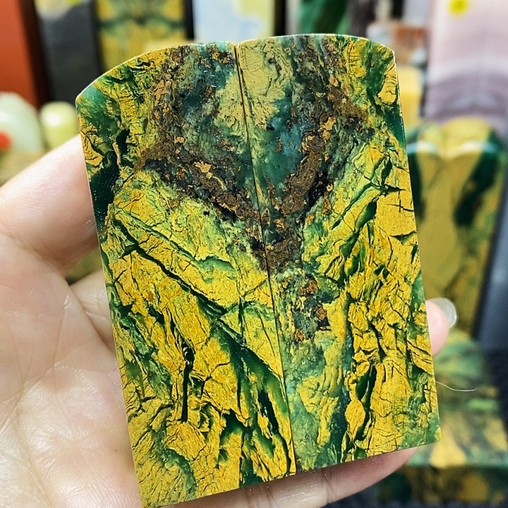 鱼****青田石印石四川石头