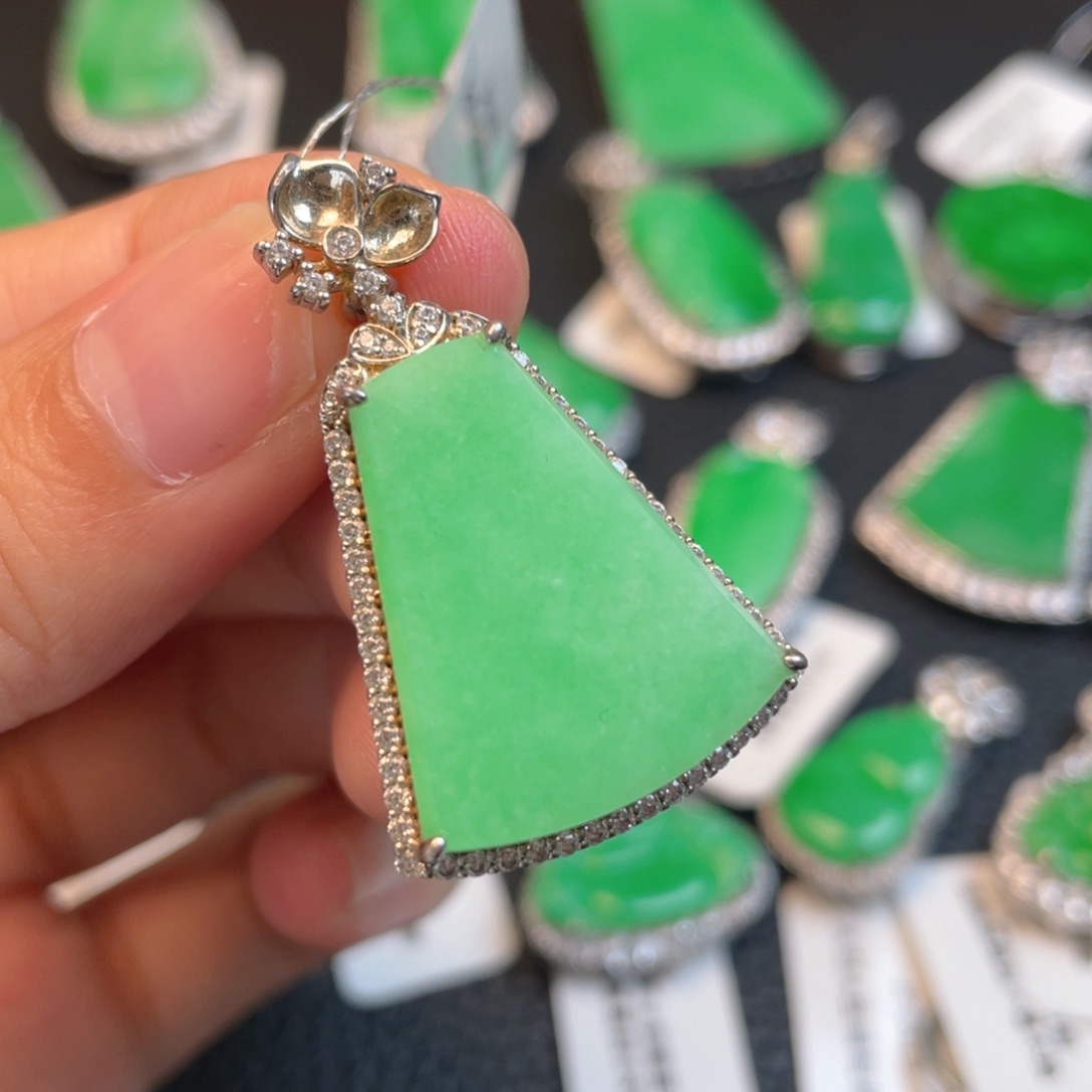 翡翠银S925镶嵌吊坠(不含链)