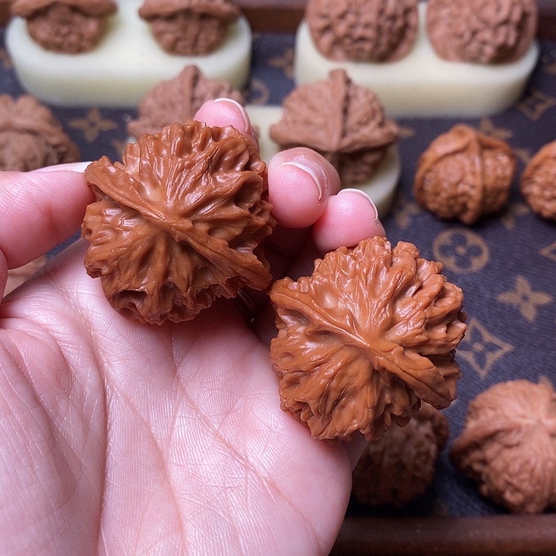 桃核吊坠全品龙鳞39尺