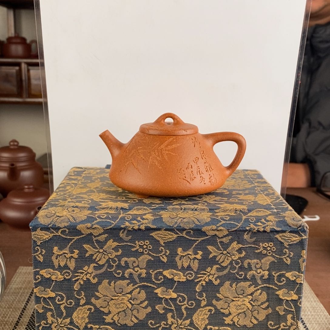 紫砂茶壶宜兴紫砂工艺美术精品