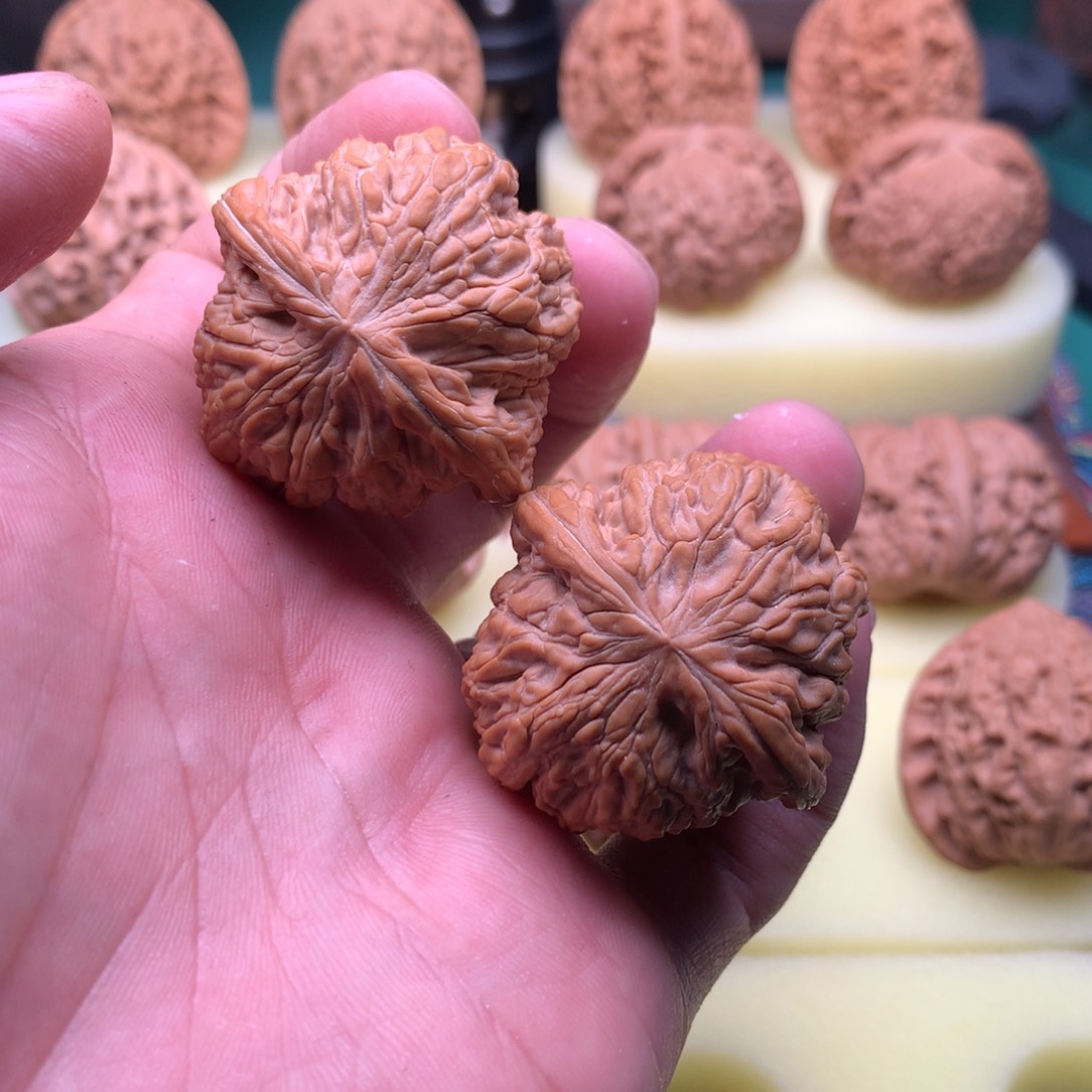 文玩核桃把件磨盘