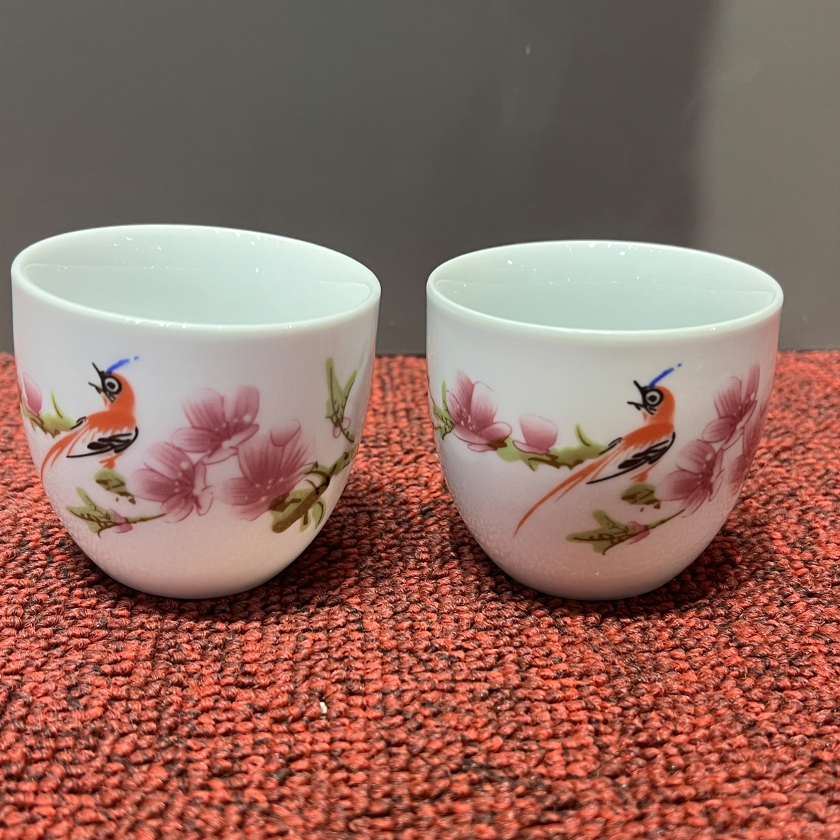 景德镇陶瓷水点桃花对杯