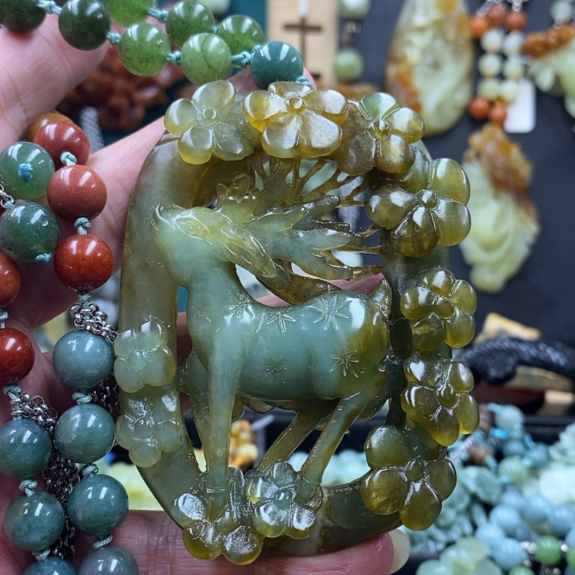 【闪购商品】蛇纹石玉吊坠未镶嵌