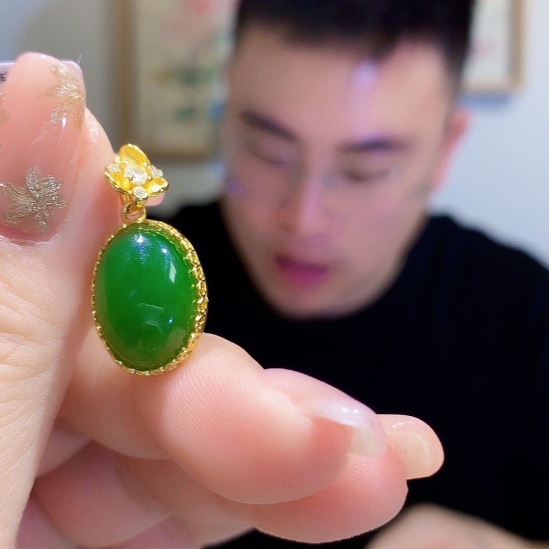和田玉（碧玉）颈饰银S925镀金镶嵌