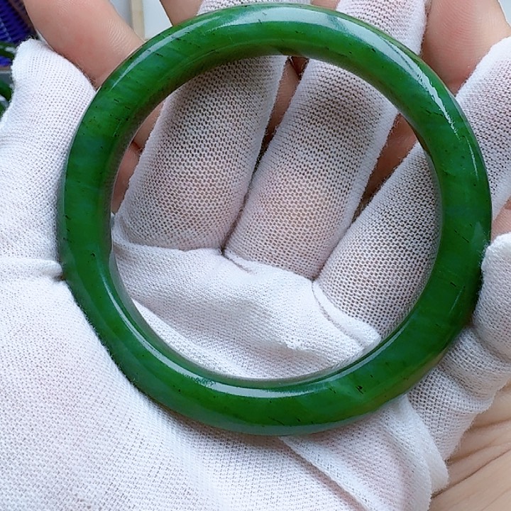 和田玉（碧玉）手镯未镶嵌