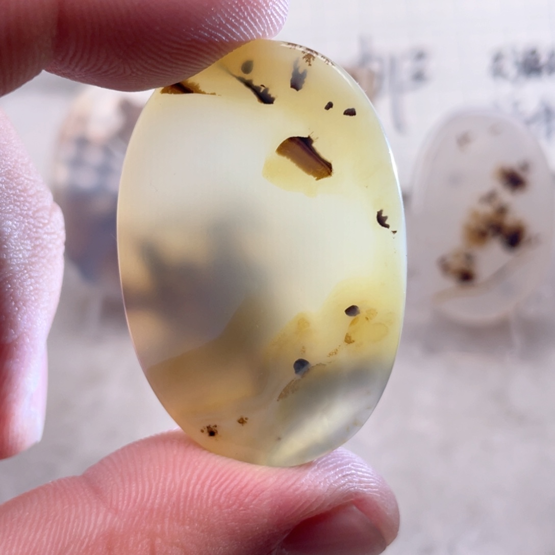 【闪购商品】玛瑙/玉髓颈饰未镶嵌