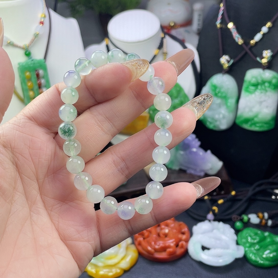 翡翠未镶嵌吊坠(赠链)