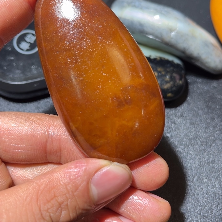 和田玉未镶嵌珠宝奇石