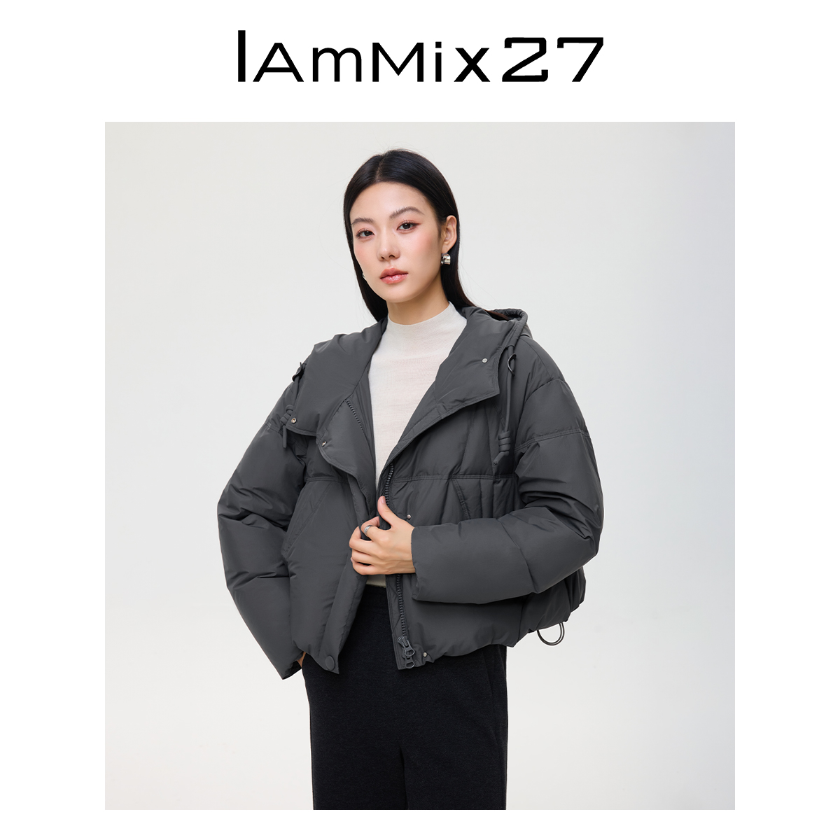 Iamx27冬季连帽短款纯色加厚蓬松羽绒外套Z5D0016
