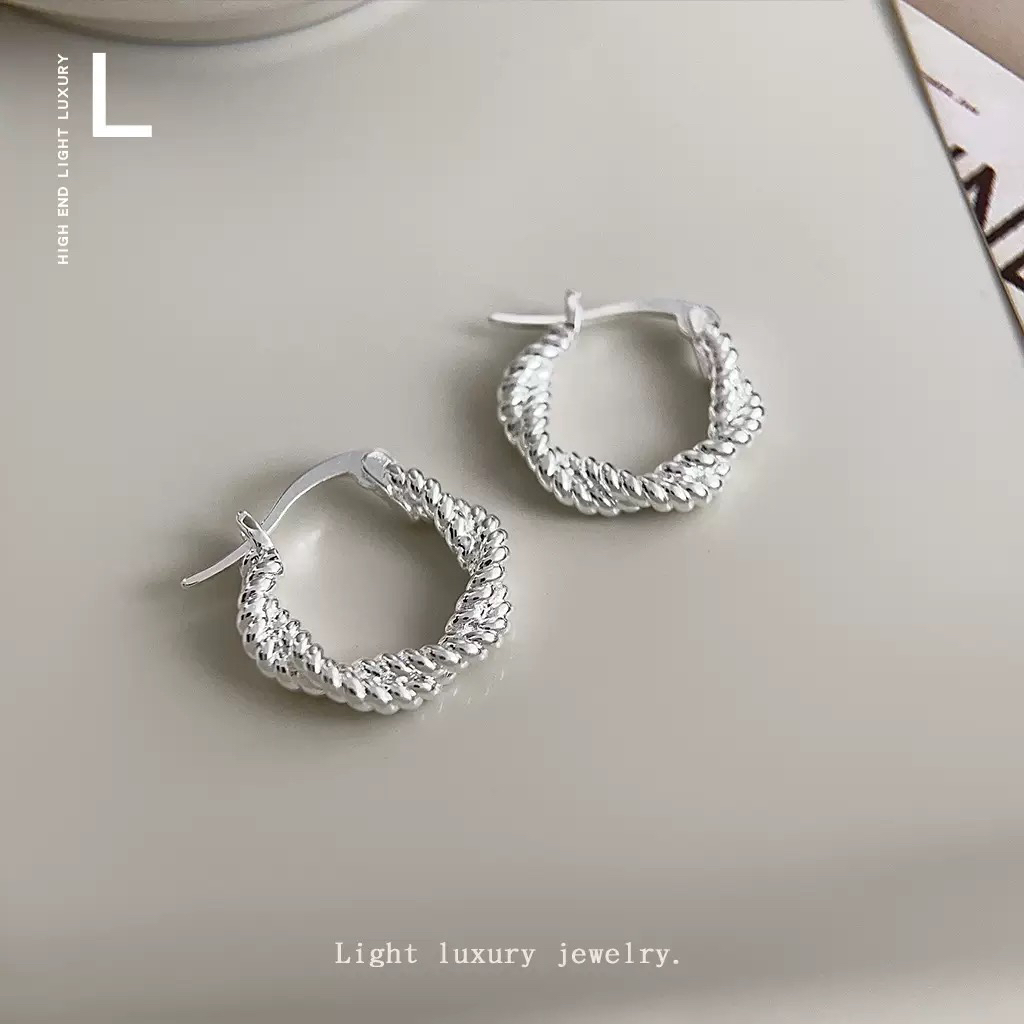 足银耳饰 轻奢【新品】99足银气质耳扣时尚百搭素圈手工耳环ins耳圈