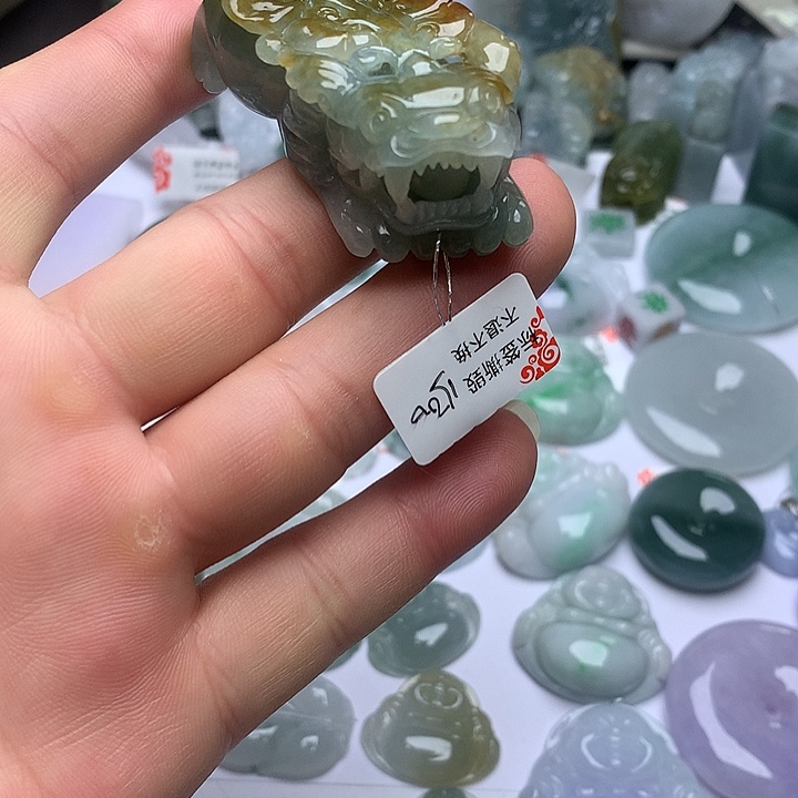 翡翠未镶嵌颈饰天然翡翠