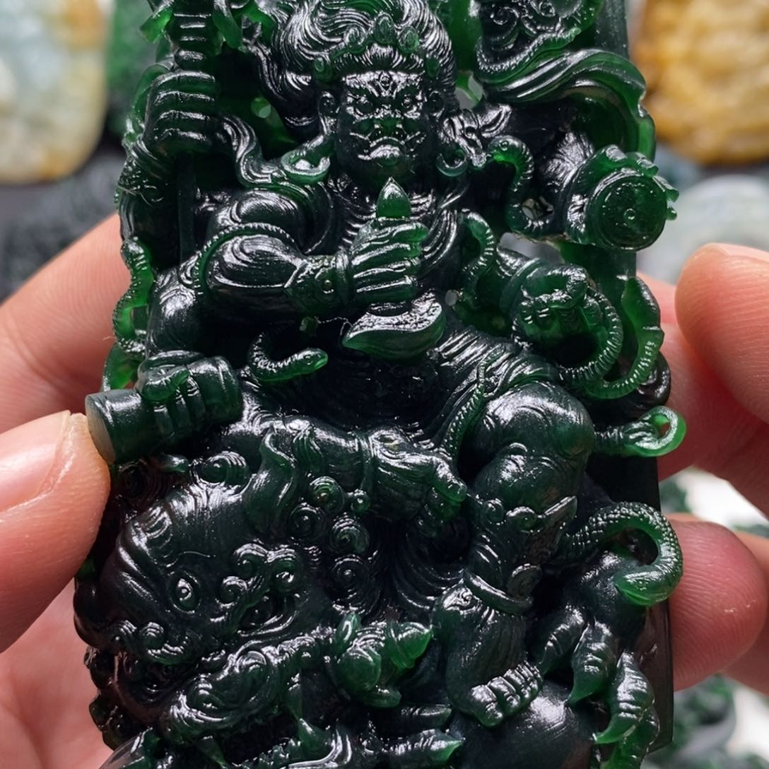 定制翡翠未镶嵌天然翡翠A货大黑天