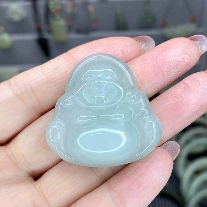 透闪石质玉颈饰未镶嵌