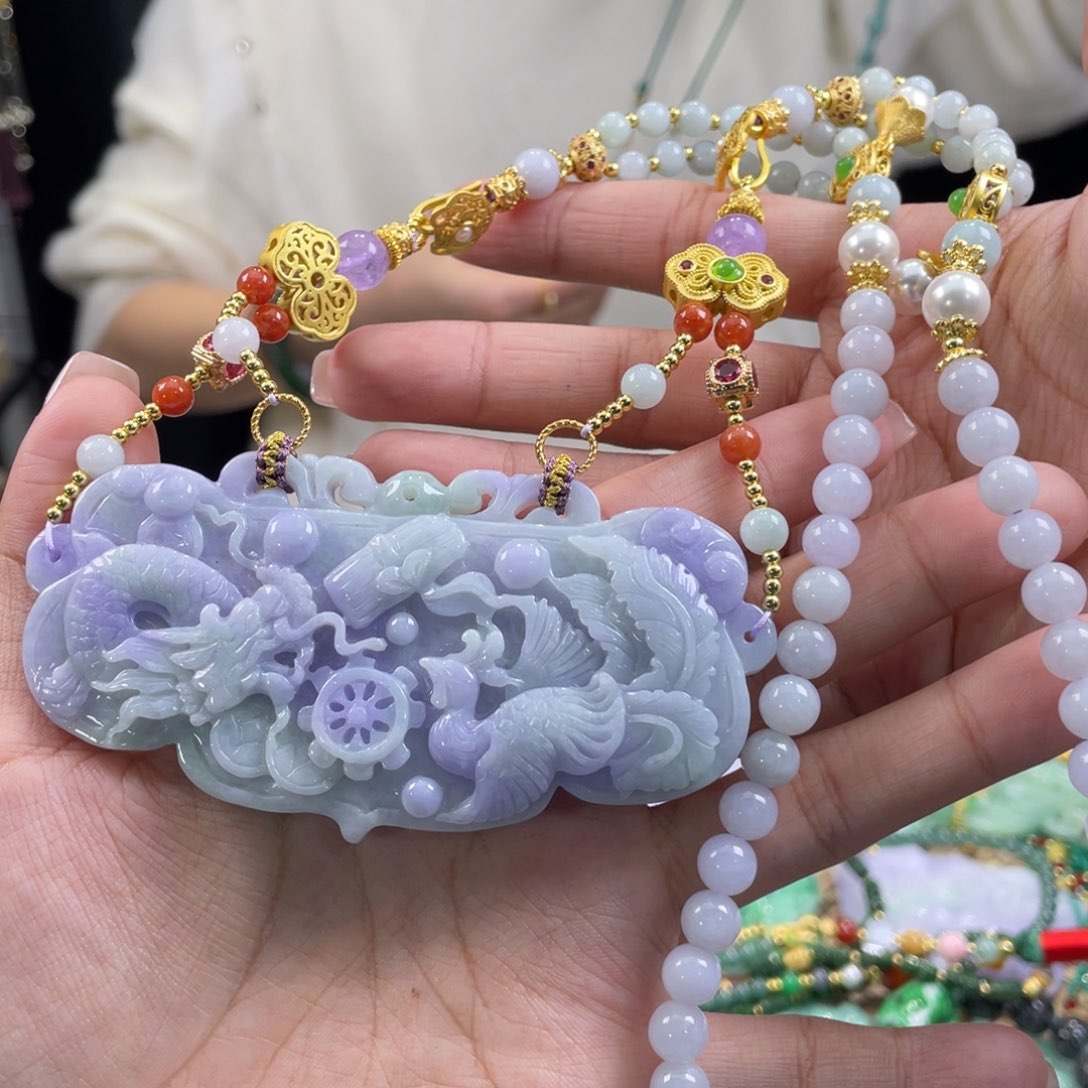 翡翠颈饰未镶嵌代编织