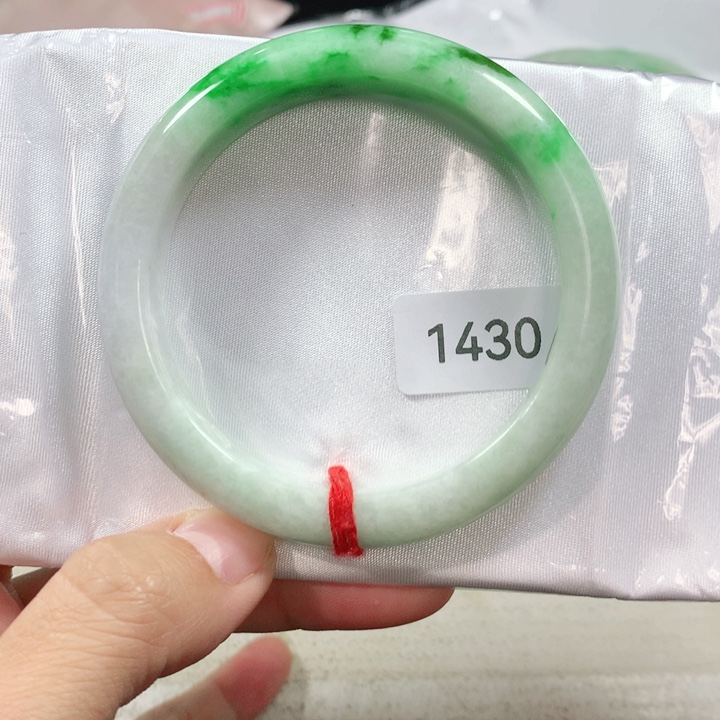 翡翠手镯未镶嵌天然翡翠手镯58