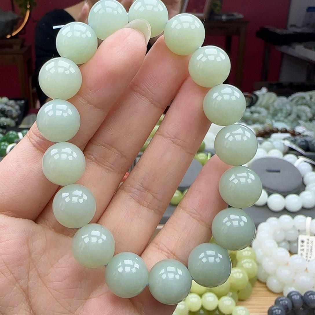 手串未镶嵌和田玉