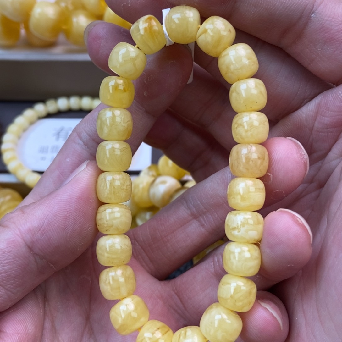 未镶嵌琥珀珠宝奇石52
