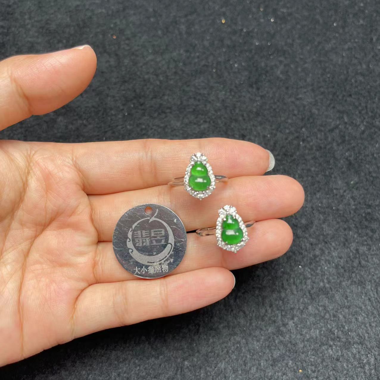 33624T30-3B01-天然A货翡翠戒指s925银镶-多样性发其一