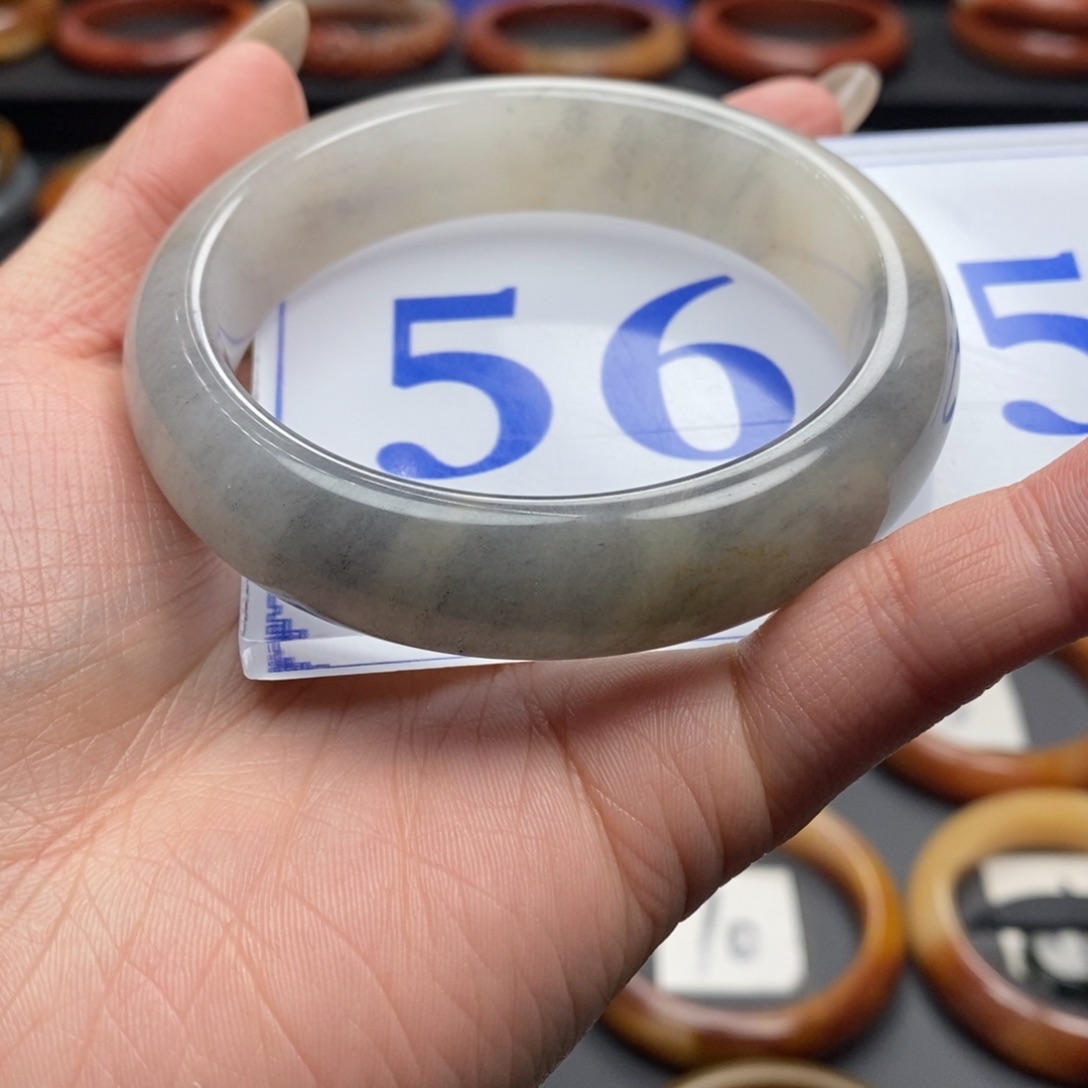 石英质玉（黄龙玉）手镯未镶嵌