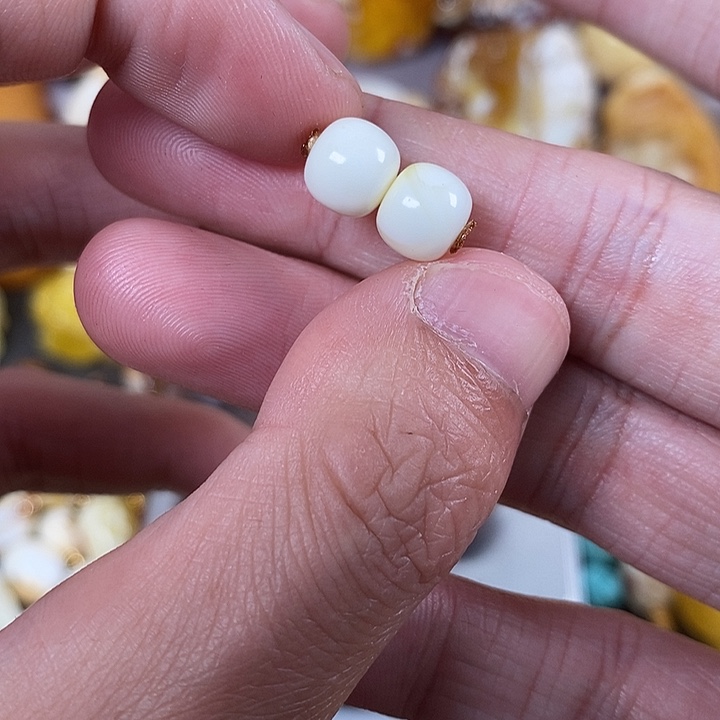 琥珀未镶嵌裸石我