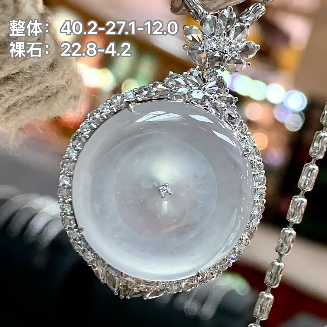 天然缅甸A货翡翠 18K金豪华镶嵌白月光莫西沙玻璃种平安扣吊坠
