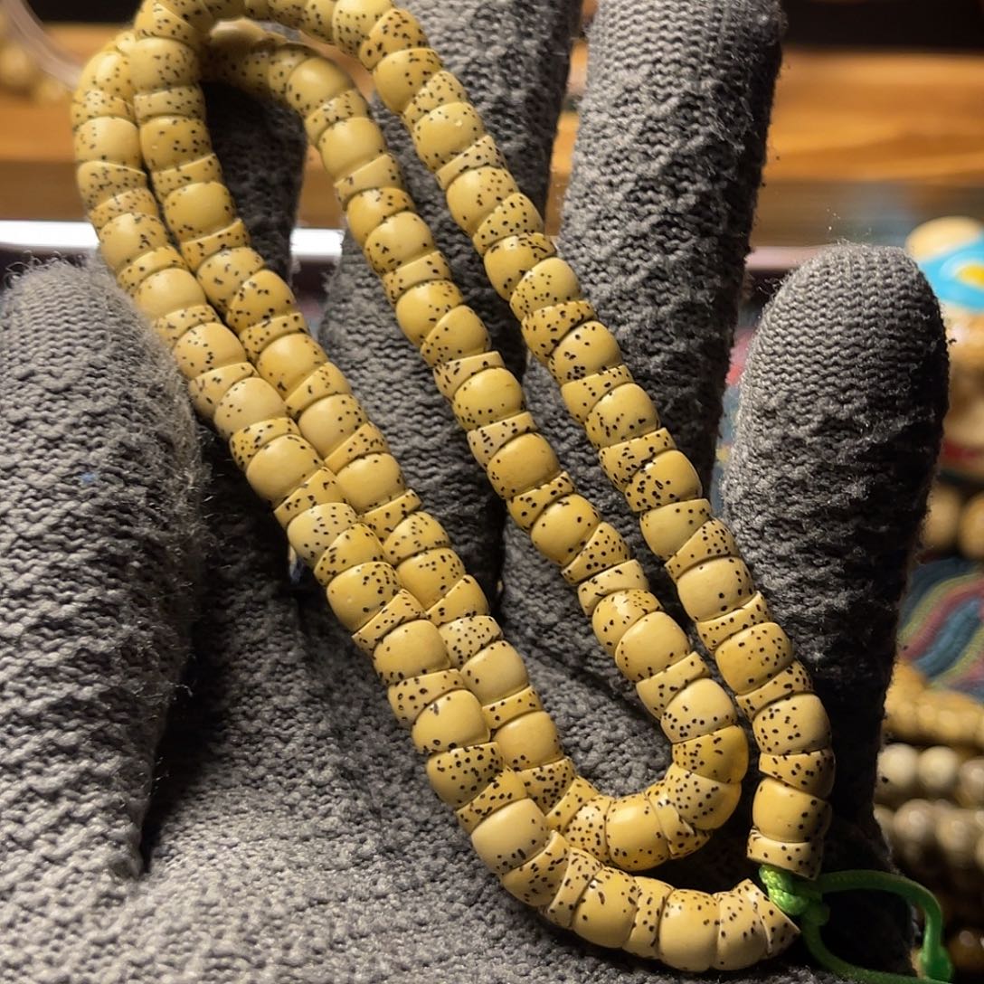 Y***L星月菩提手串原生态直切大肠