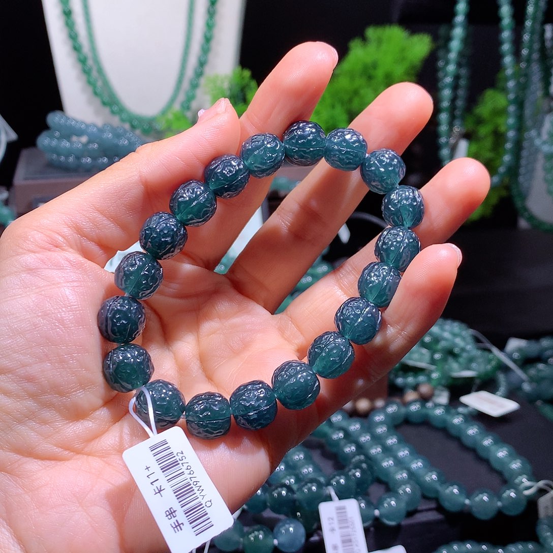 M***s翡翠未镶嵌手链天然a货翡翠手串