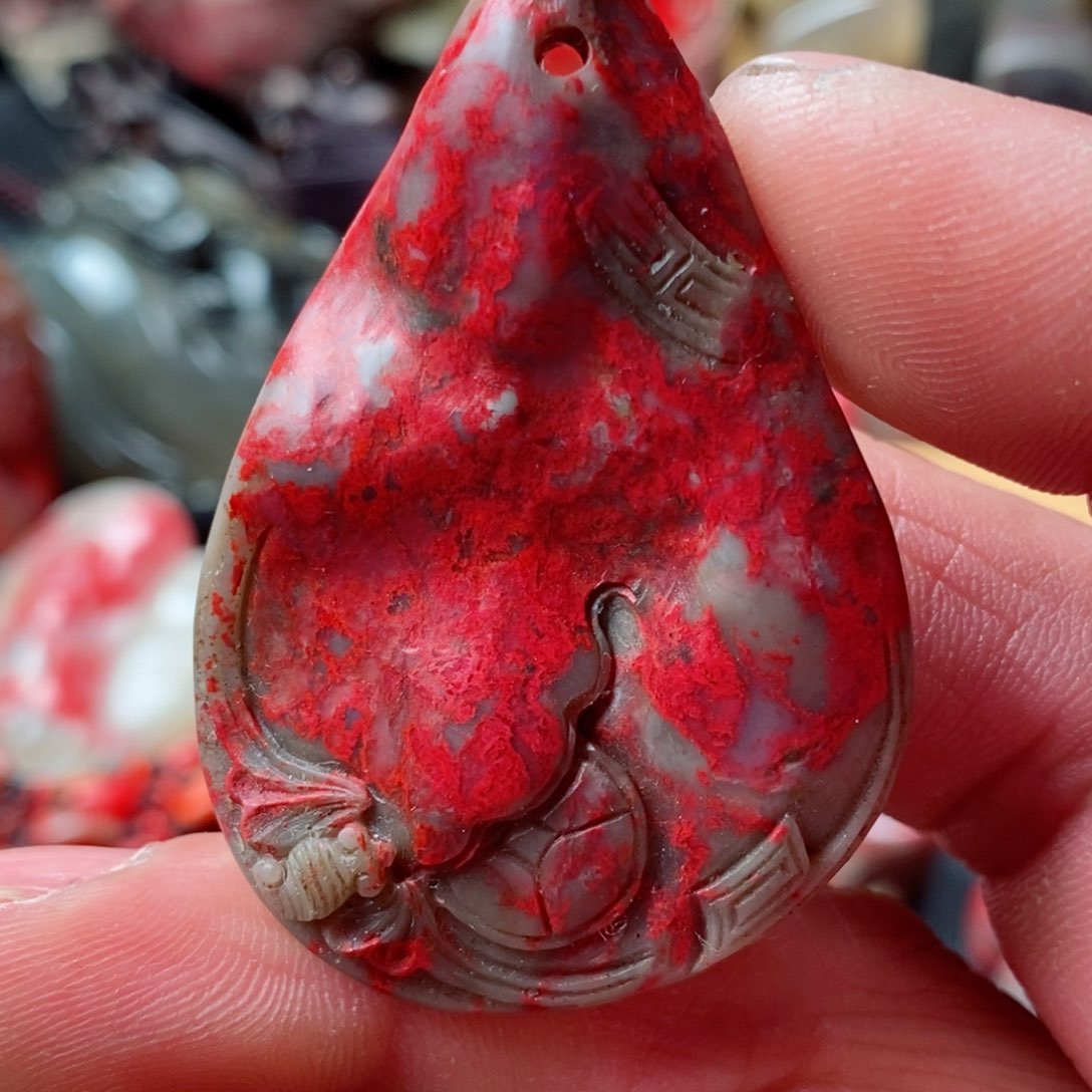 昌化鸡血石昌化鸡血石挂件