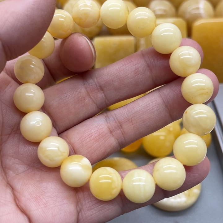 琥珀裸石未镶嵌蜜蜡