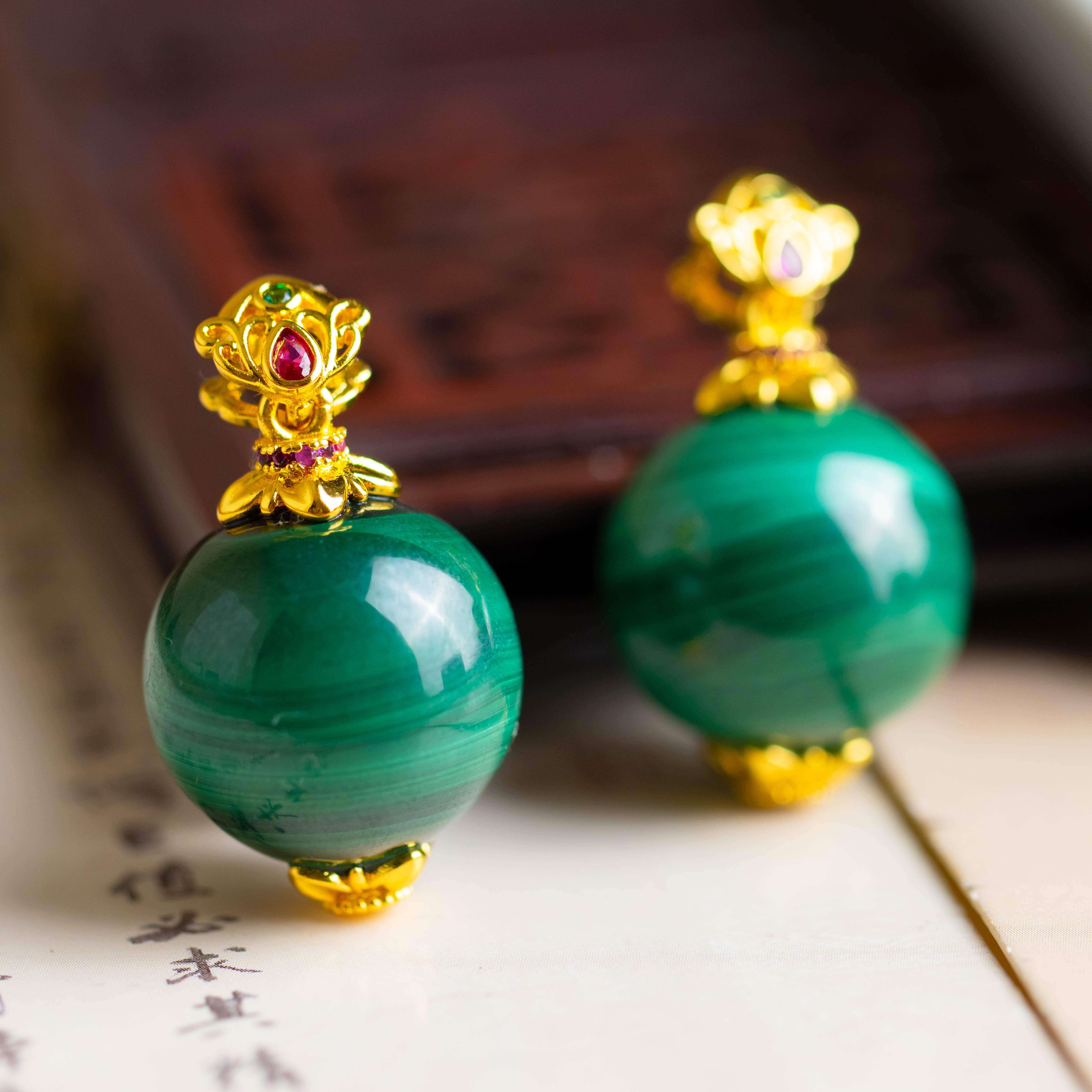 孔雀石圆珠吊坠不含链（多样性发货 发其一）