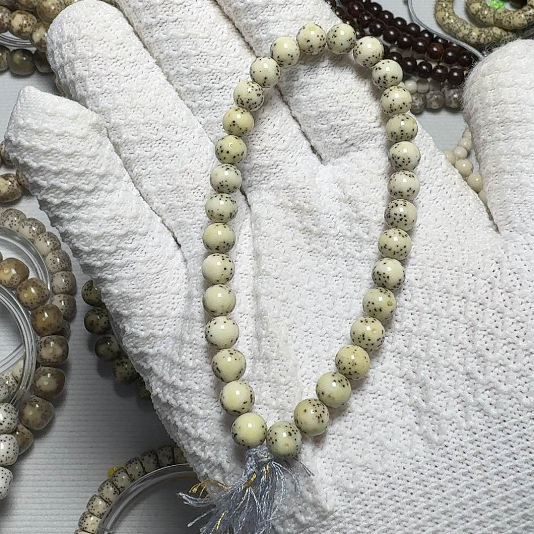 多***肉星月菩提手串原生态石玉料卡7圆手持