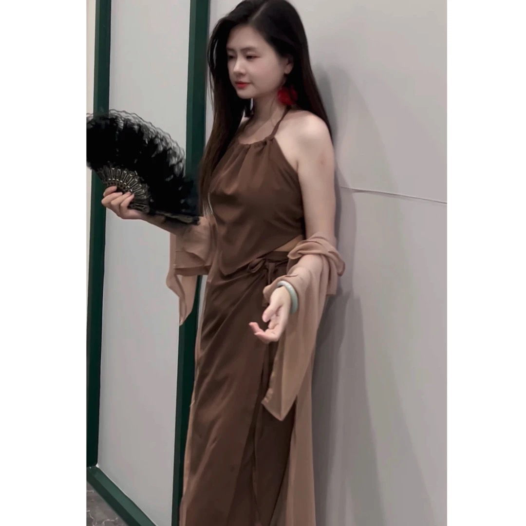 复古国风纯色带可拆卸胸垫挂脖肚兜背心上衣+一片式半身裙套装女