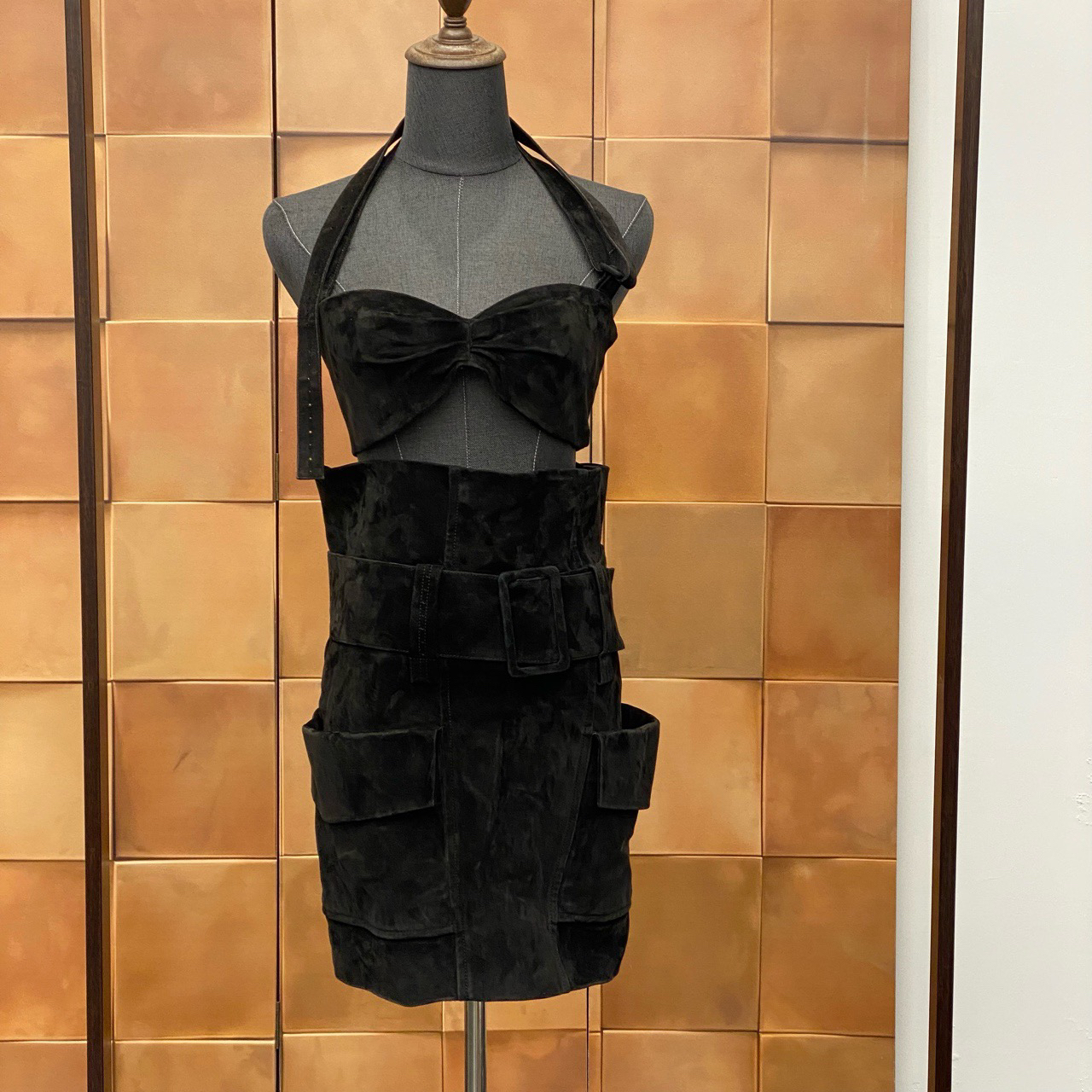 Saint Laurent paris黑色露腰牛皮连衣裙/36码/99新/29192