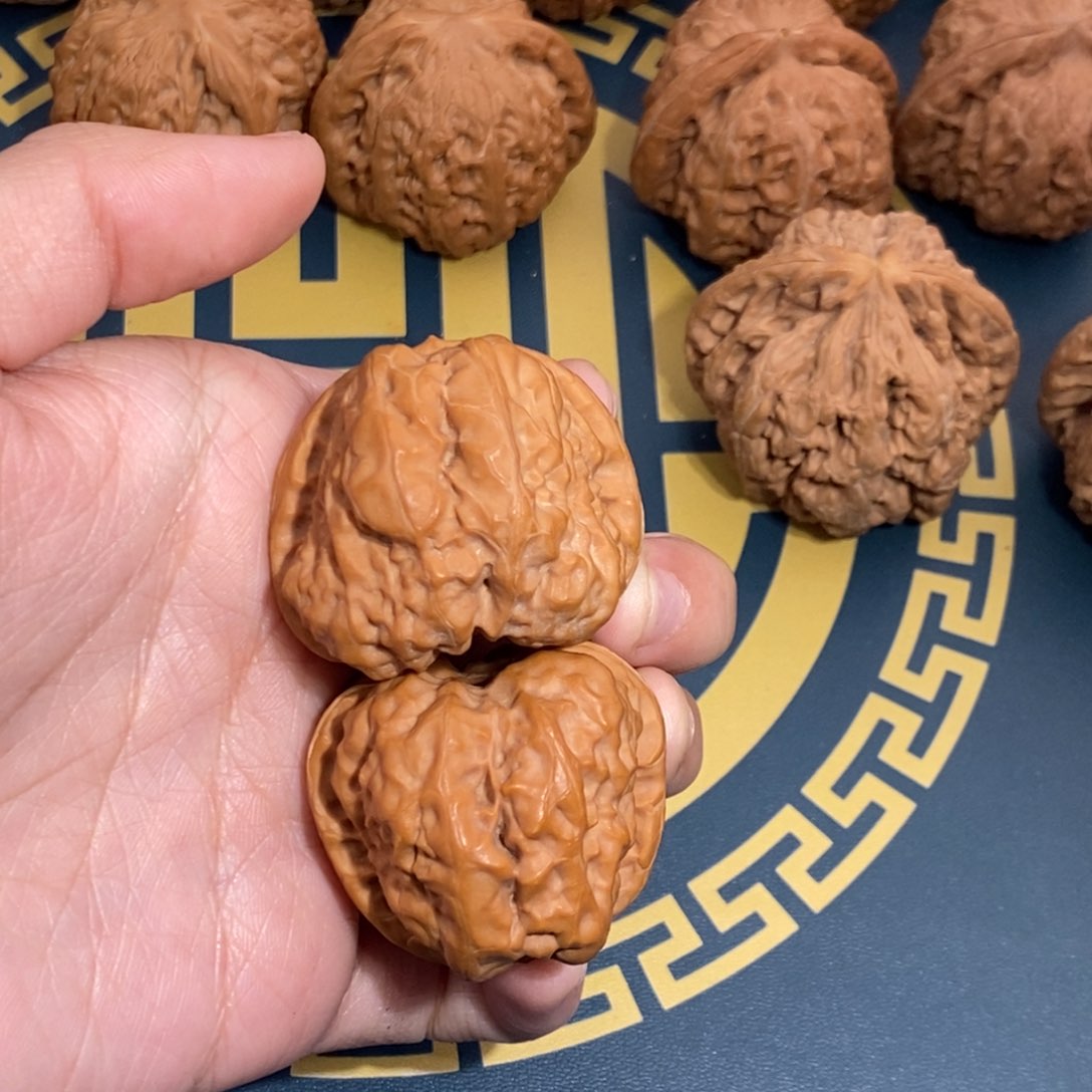 文玩核桃吊坠2号肚40蛤蟆头