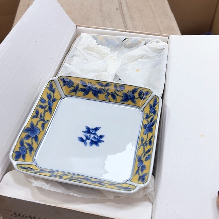 瓷片噗哈哈哈哈哈哈哈哈哈我