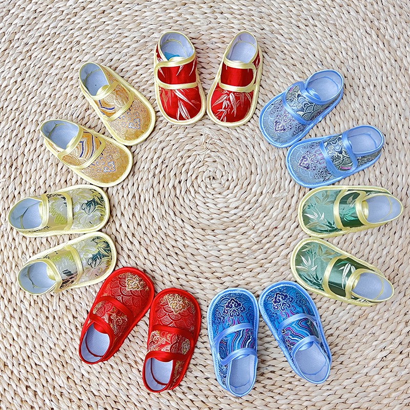 宝宝护脚虎头鞋软底老虎鞋手工刺绣中国风男童满月百天儿童周岁宴