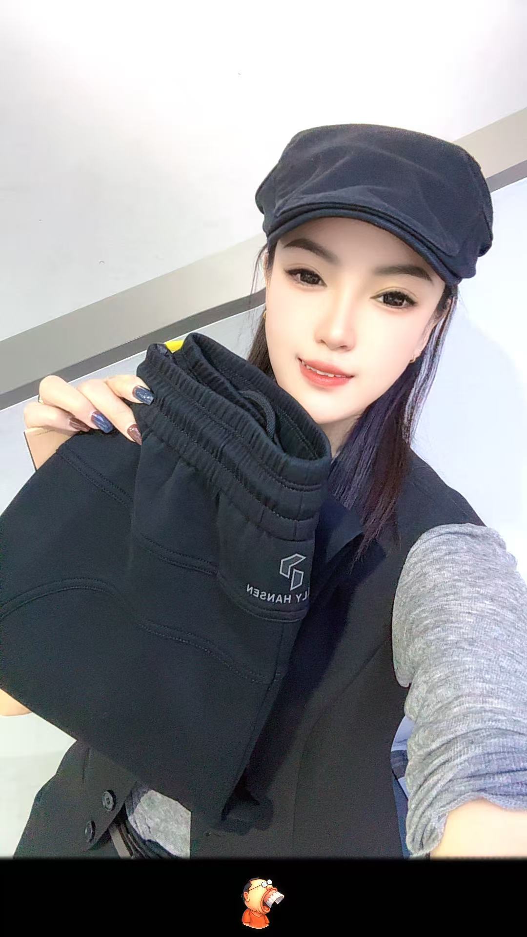 &财迷家&极简风标准型秋季潮流风卫裤加大款615黑色