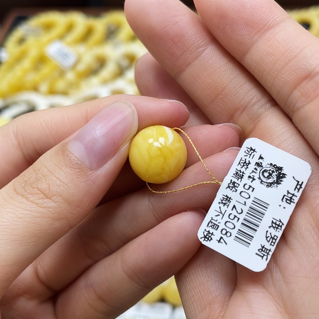未镶嵌蜜蜡裸石圆珠13.3mm瑕疵福利（介意勿拍）