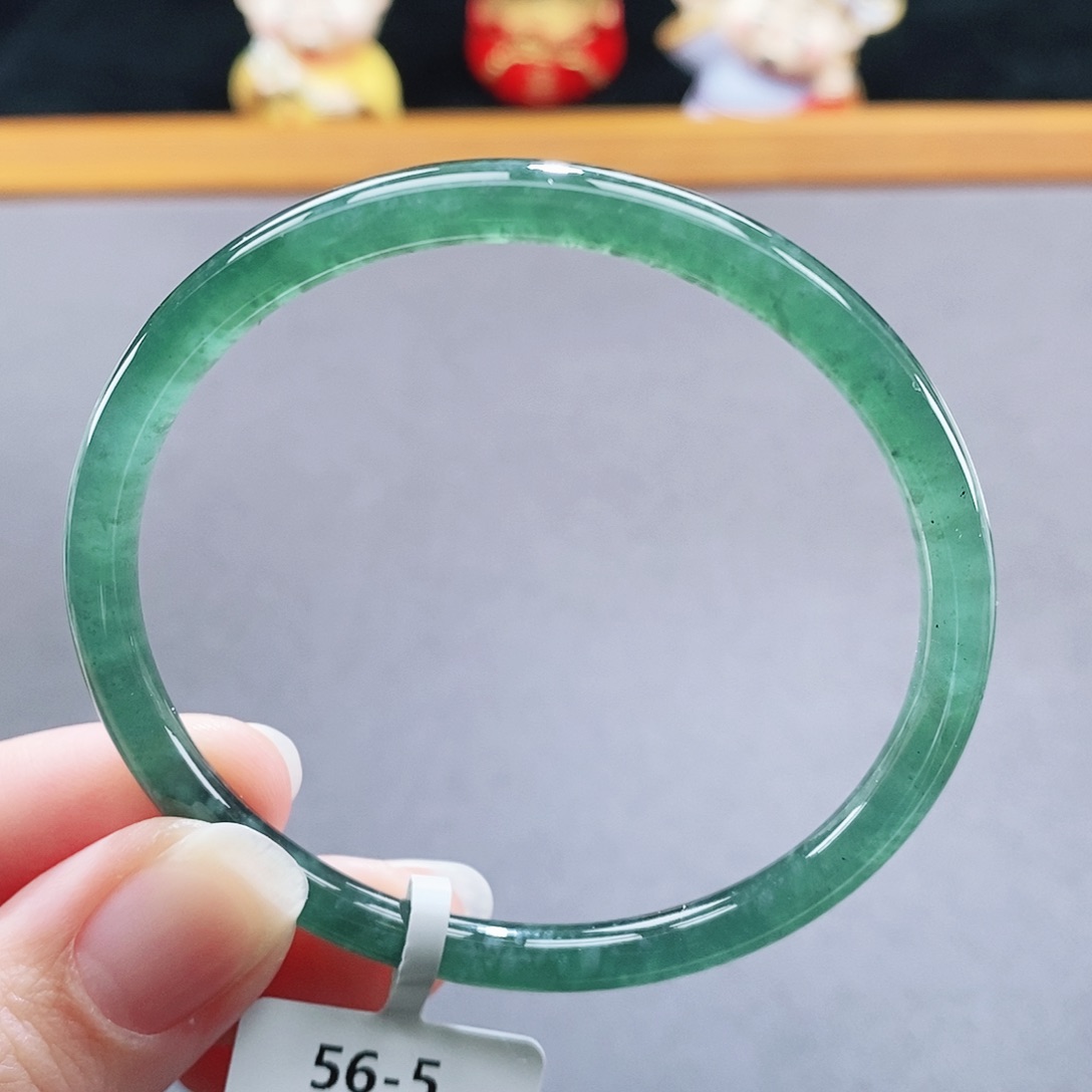 翡翠未镶嵌手镯114