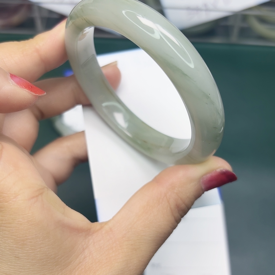 石英质玉未镶嵌手镯18/5758