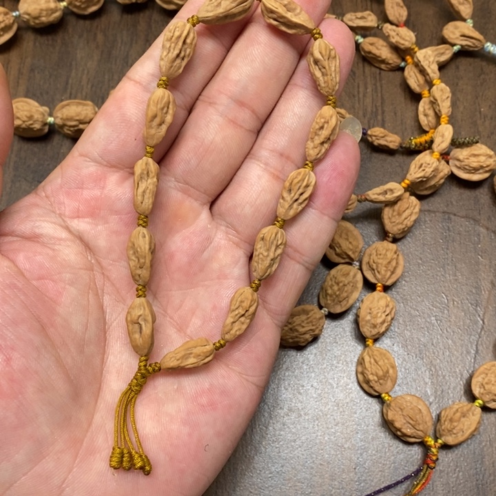 矫***情吊坠文玩核桃文玩木质核桃手串