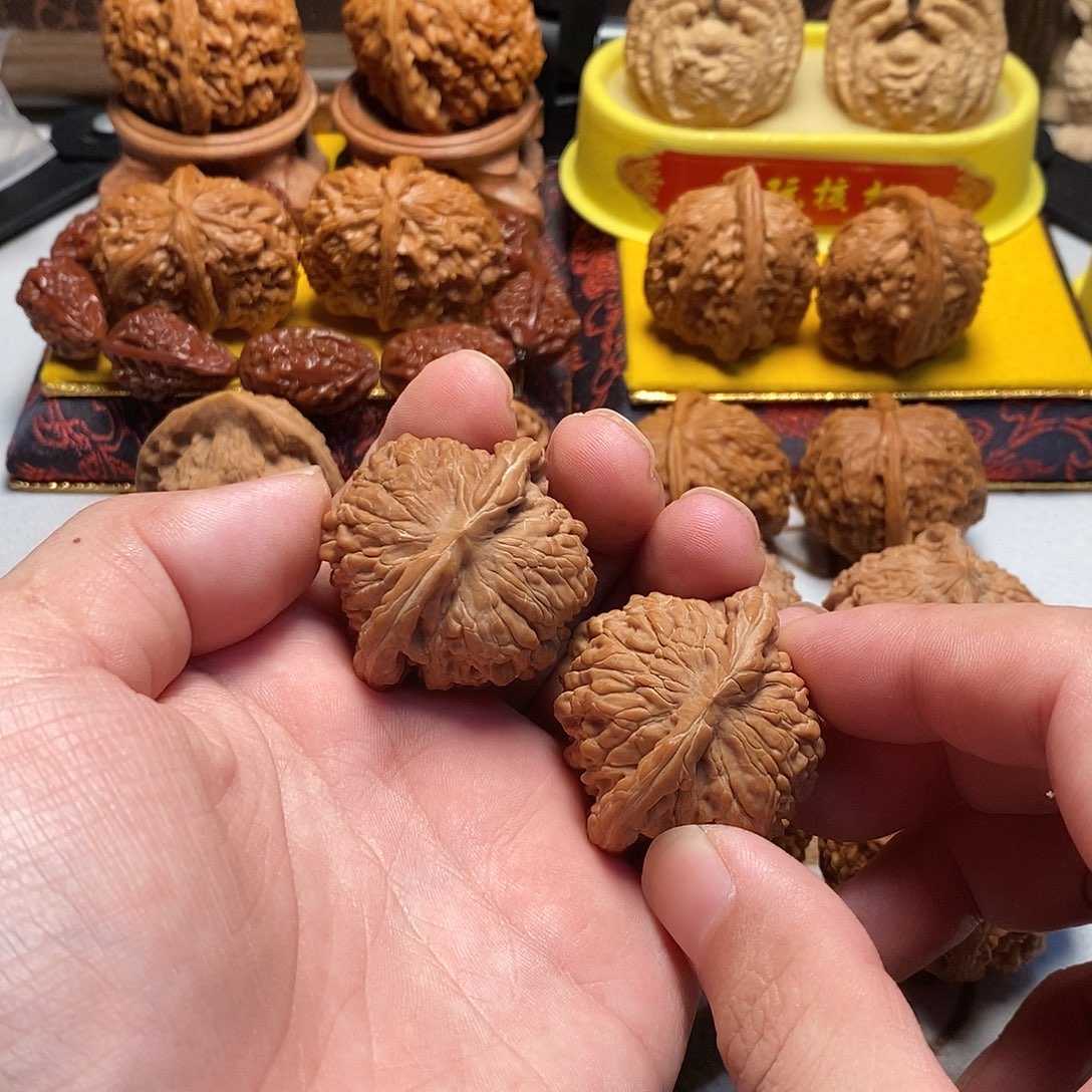 把件文玩核桃四座楼狮子头