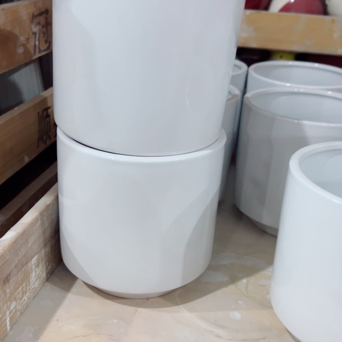 有孔，陶瓷花盆满10米包邮发货