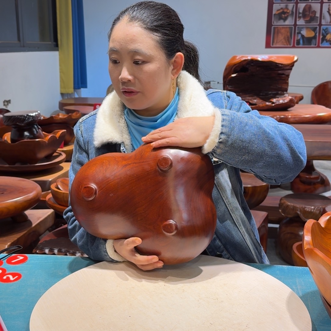 有机玻璃香樟34*29*8.3