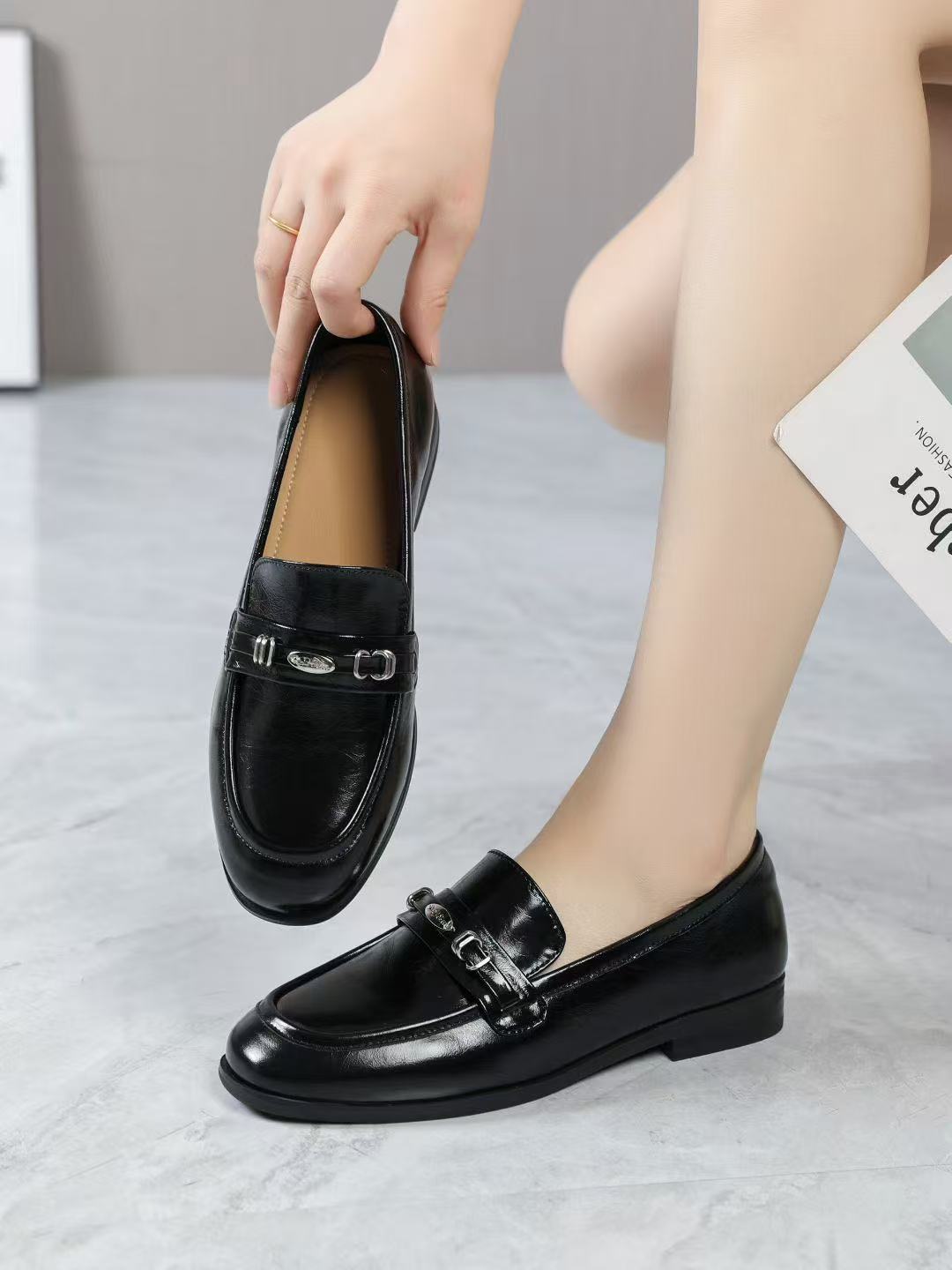 【格蕊斯】新款冬季百搭牛油亮皮面猪皮里垫舒服耐磨轻大底89613